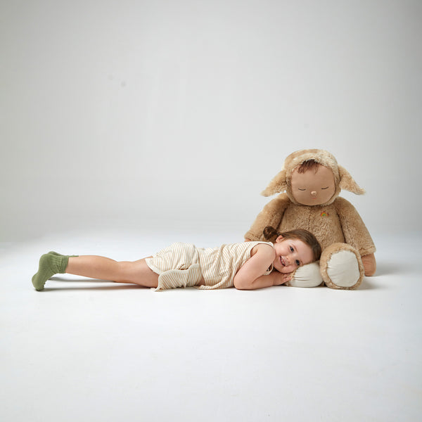 Giant Cozy Dinkum - Lamby Pip