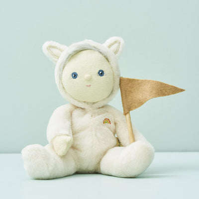 This charming woodland themed white fox plush doll from the Dinky Dinkums Forest Friends collection is designed for comfort and cuddles, making it perfect for all ages ones. Collectable, limited edition toddler toy, cozy plush forest friend for bedtime.