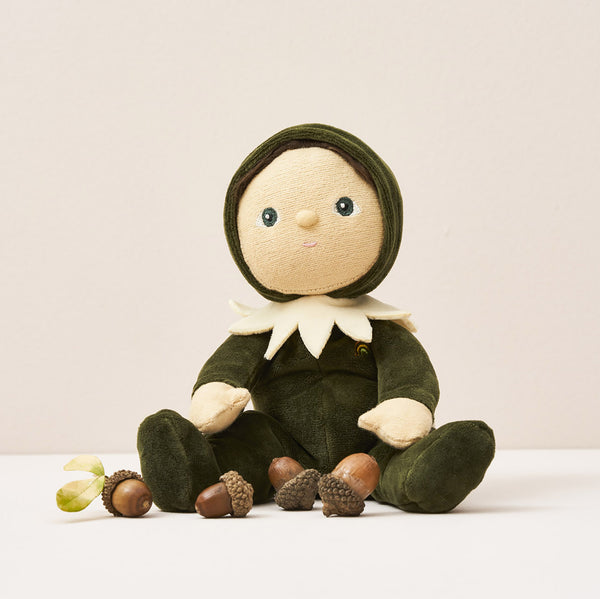 An adorable woodland themed plush doll from the Dinky Dinkums Forest Friends collection, perfect for snuggling and imaginative play. Collectable, soft and cuddly woodland toy, ideal bedtime companion for toddlers.