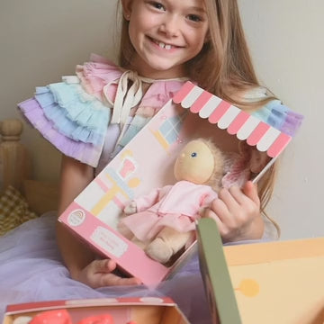 Dress Me Dinky - Mia Melody video